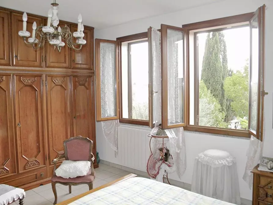 Immagine 9 di Casa bifamiliare in vendita  a Pontedera