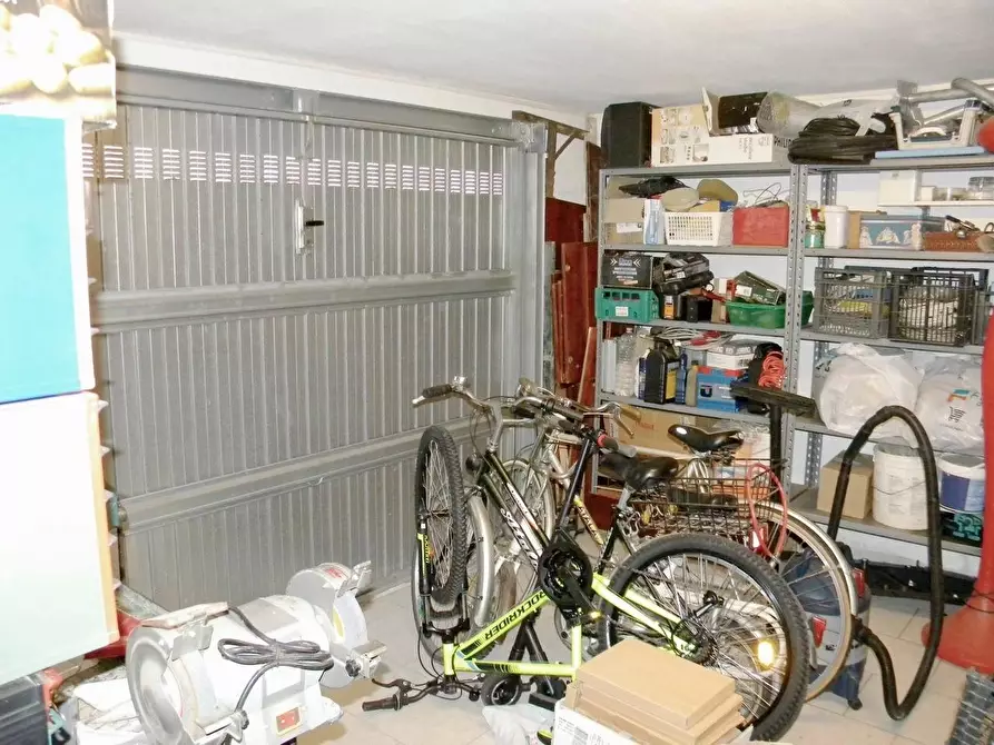 Immagine 21 di Casa bifamiliare in vendita  a Pontedera