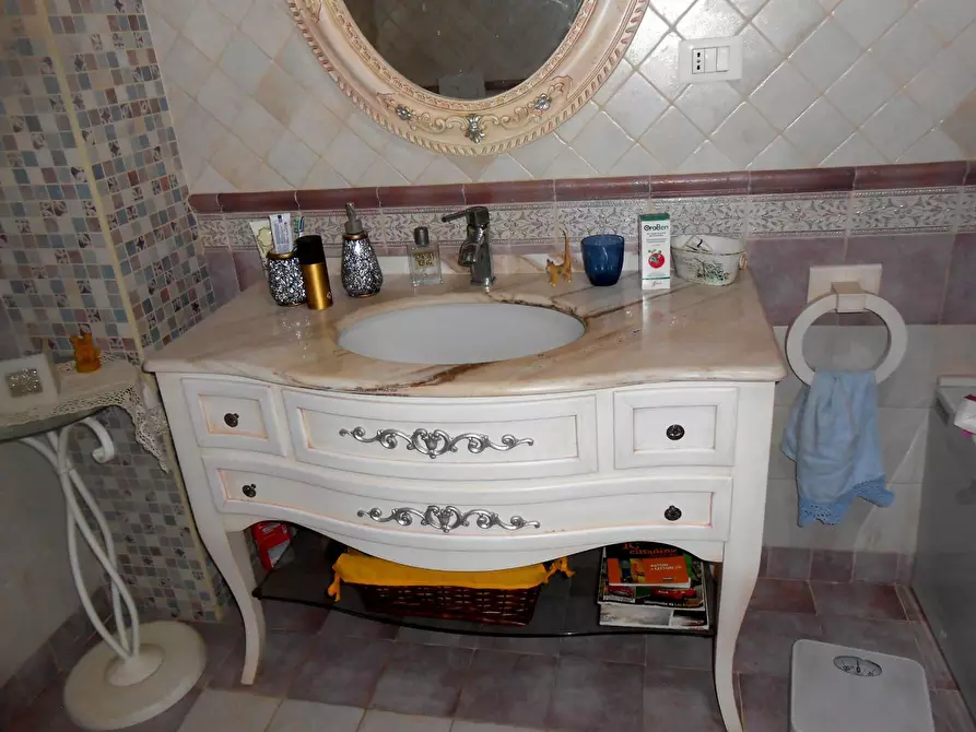 Immagine 7 di Villa in vendita  a Santa Maria A Monte