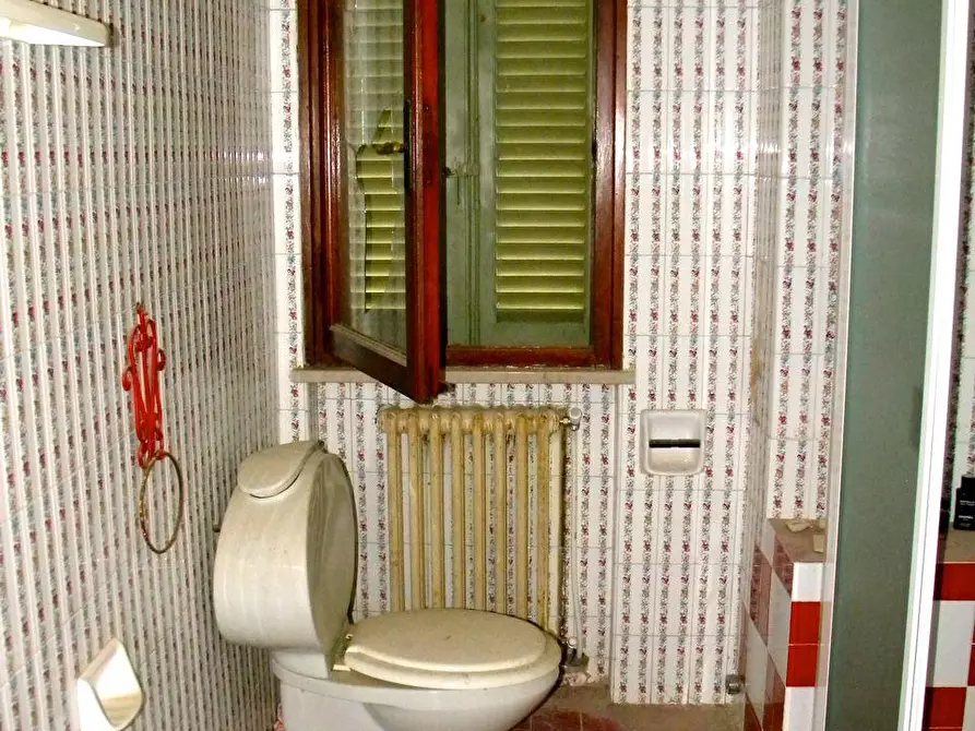 Immagine 11 di Porzione di casa in vendita  a Pisa