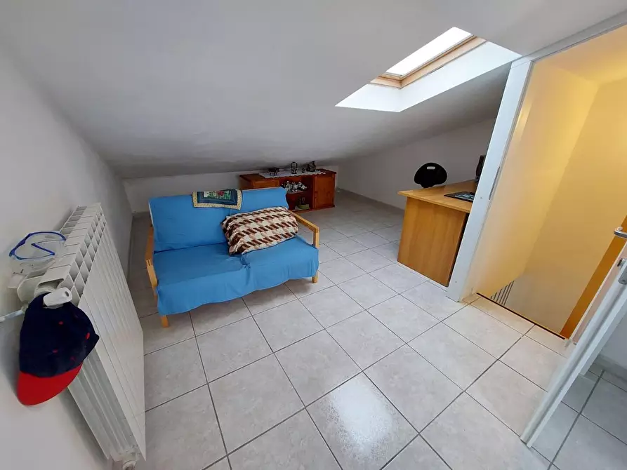 Immagine 12 di Appartamento in vendita  a Rosignano Marittimo