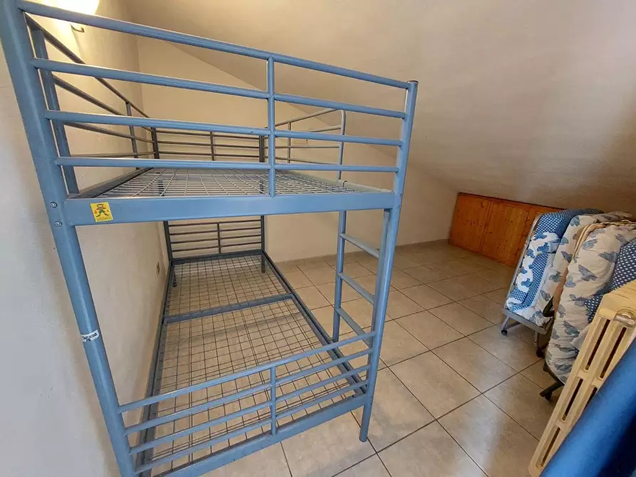 Immagine 13 di Appartamento in vendita  a Rosignano Marittimo