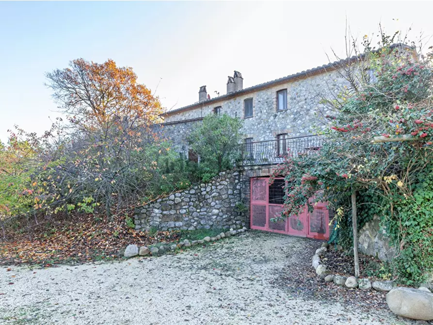 Immagine 23 di Casa colonica in vendita  a Orvieto
