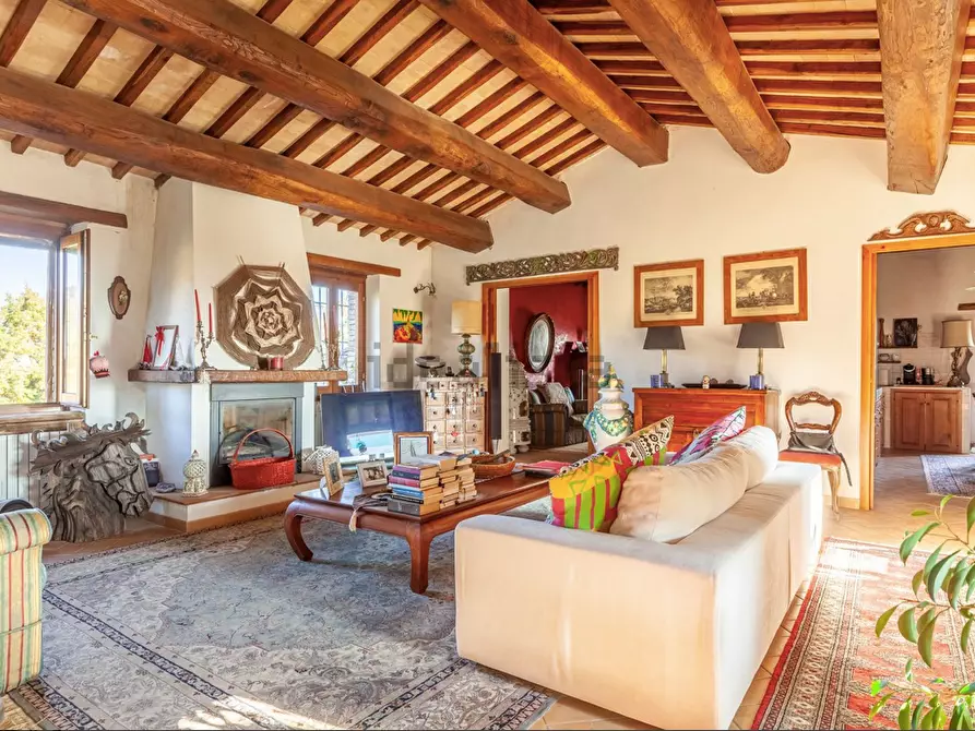 Immagine 4 di Casa colonica in vendita  a Orvieto