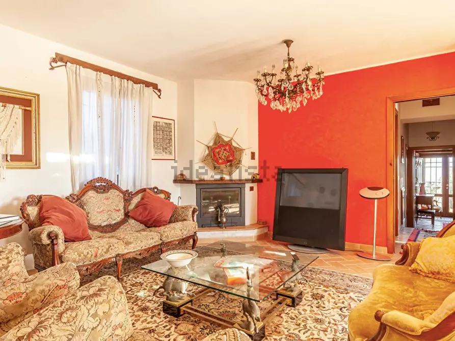 Immagine 24 di Casa colonica in vendita  a Orvieto