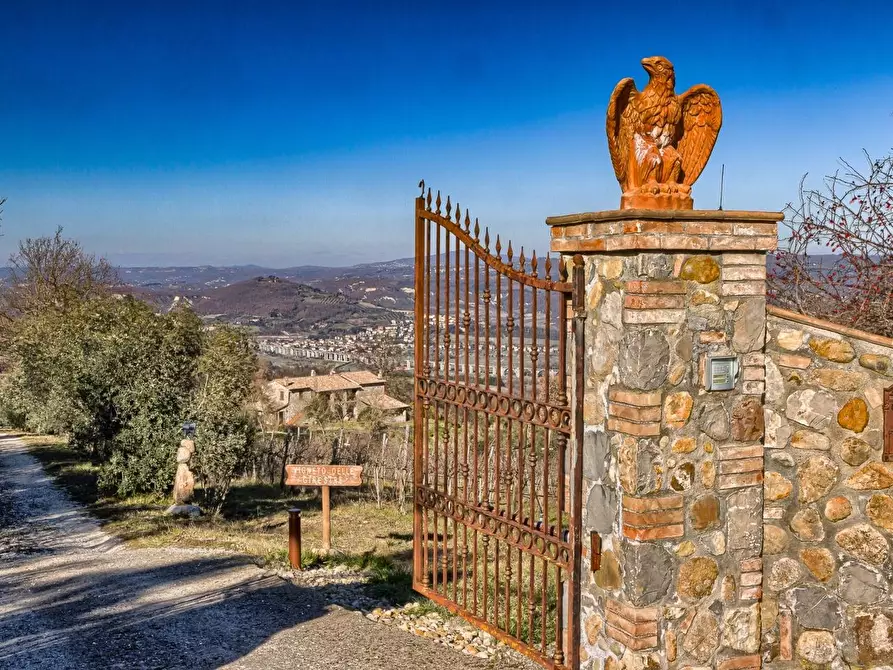 Immagine 48 di Casa colonica in vendita  a Orvieto