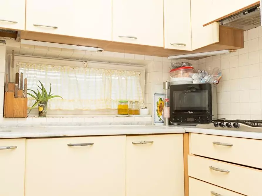 Immagine 10 di Casa indipendente in vendita  a Massa