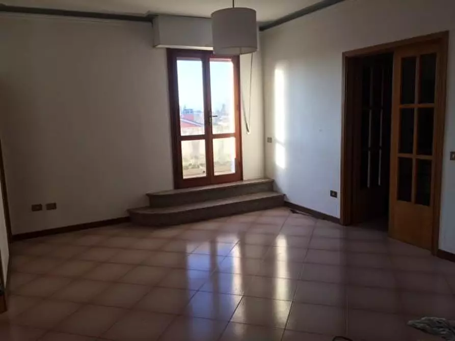 Immagine 3 di Villa in vendita  a Cascina