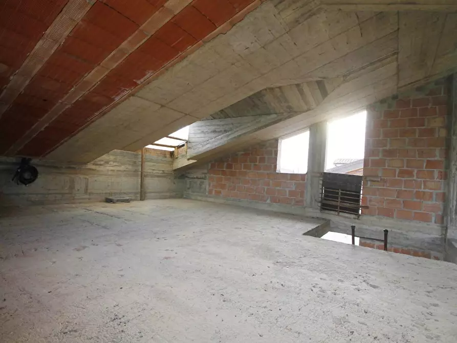 Immagine 4 di Casa bifamiliare in vendita  a Vinci