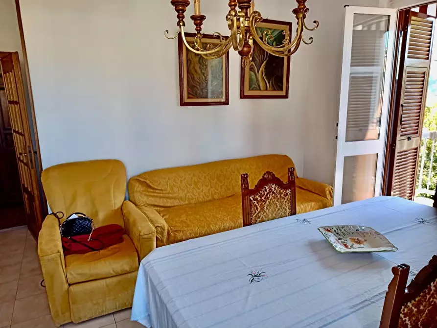 Immagine 4 di Appartamento in vendita  a Massa