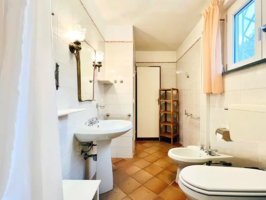 Immagine 52 di Casa indipendente in vendita  a Forte Dei Marmi