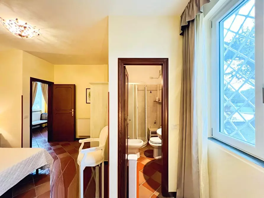 Immagine 39 di Casa indipendente in vendita  a Forte Dei Marmi