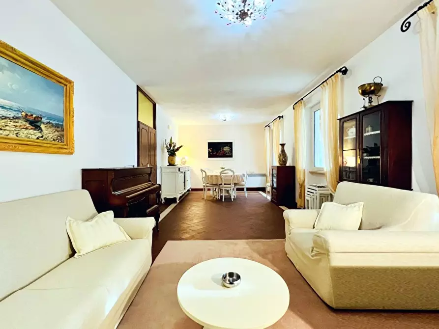 Immagine 19 di Casa indipendente in vendita  a Forte Dei Marmi