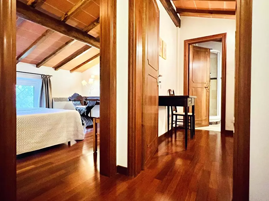 Immagine 68 di Casa indipendente in vendita  a Forte Dei Marmi