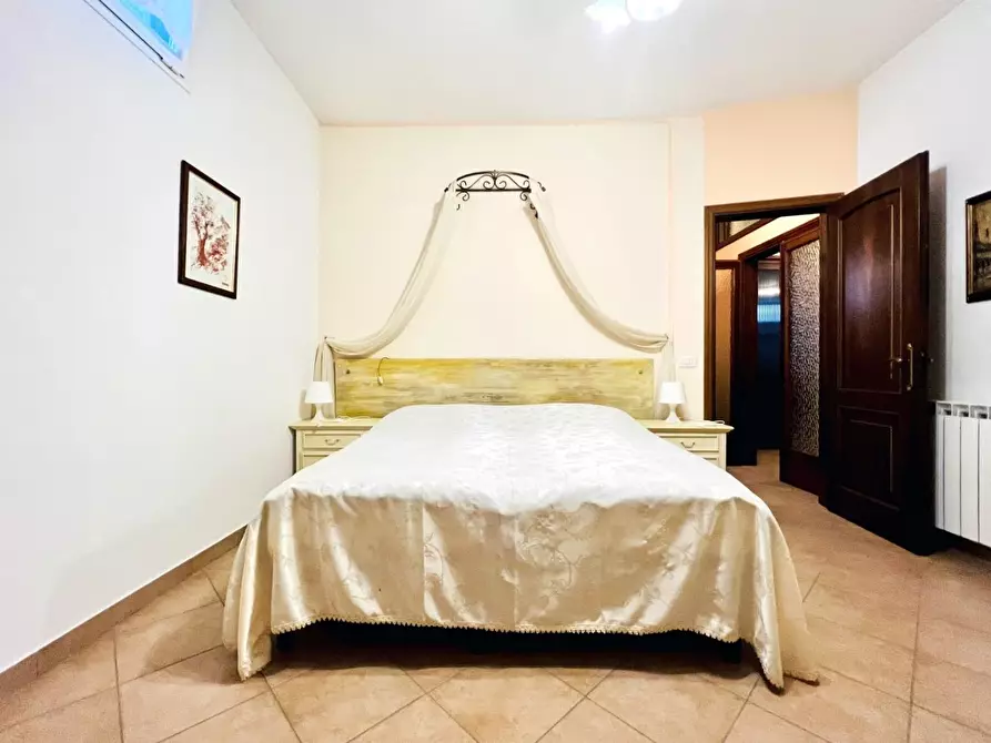 Immagine 87 di Casa indipendente in vendita  a Forte Dei Marmi