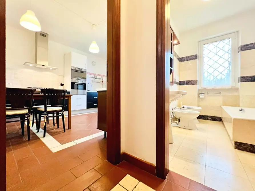 Immagine 22 di Casa indipendente in vendita  a Forte Dei Marmi