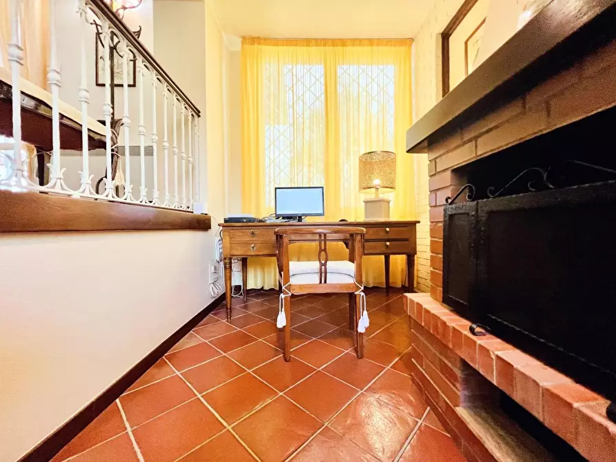 Immagine 35 di Casa indipendente in vendita  a Forte Dei Marmi