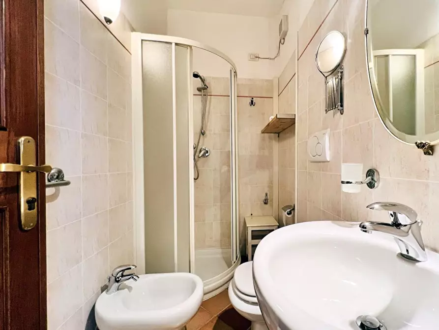 Immagine 40 di Casa indipendente in vendita  a Forte Dei Marmi