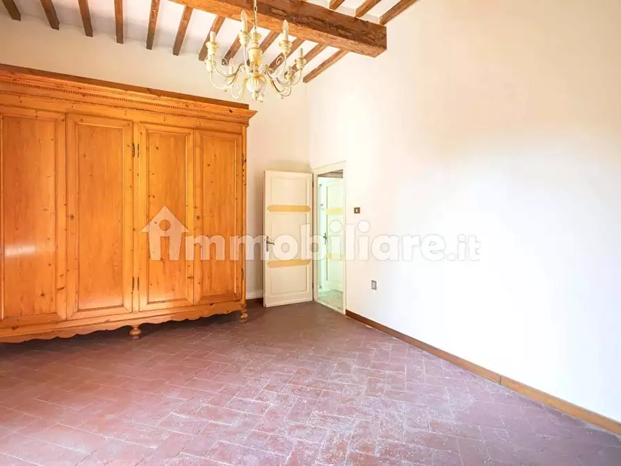 Immagine 22 di Villa in vendita  a Buti