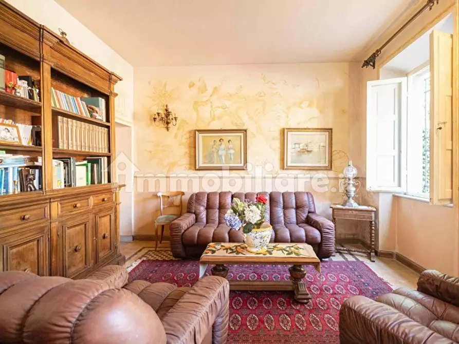 Immagine 14 di Villa in vendita  a Buti