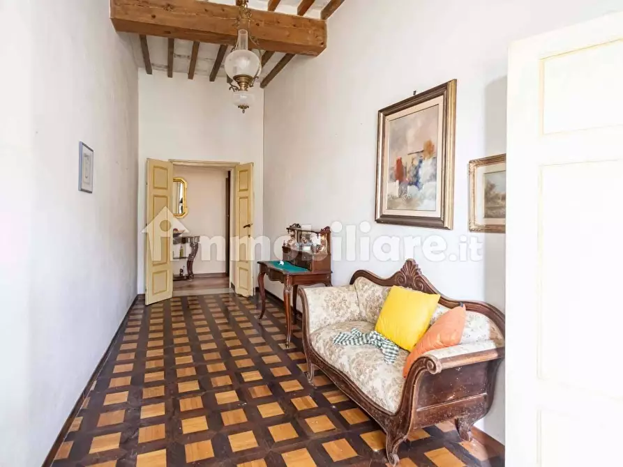 Immagine 17 di Villa in vendita  a Buti