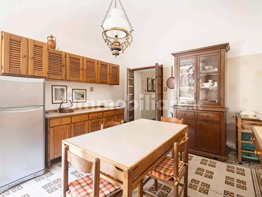 Immagine 10 di Villa in vendita  a Buti