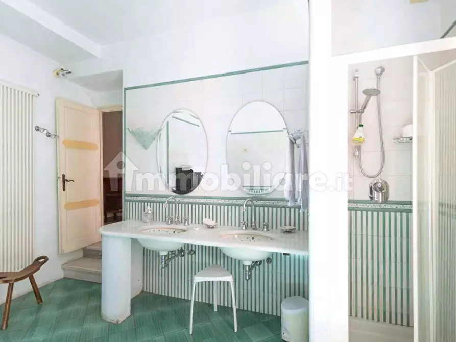 Immagine 25 di Villa in vendita  a Buti