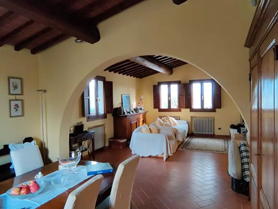 Immagine 6 di Casa colonica in vendita  a Montelupo Fiorentino