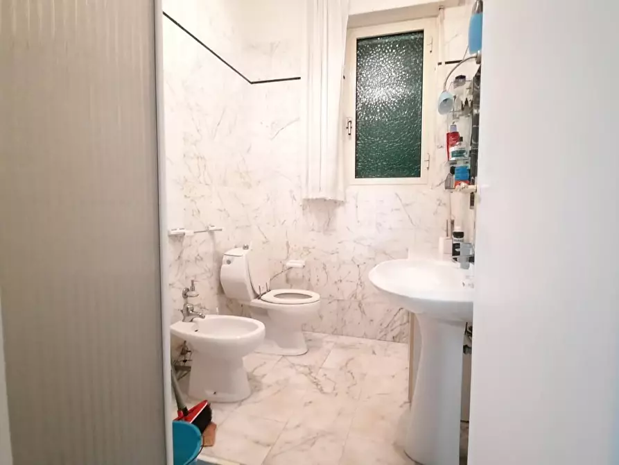 Immagine 6 di Villa in affitto  a Massa