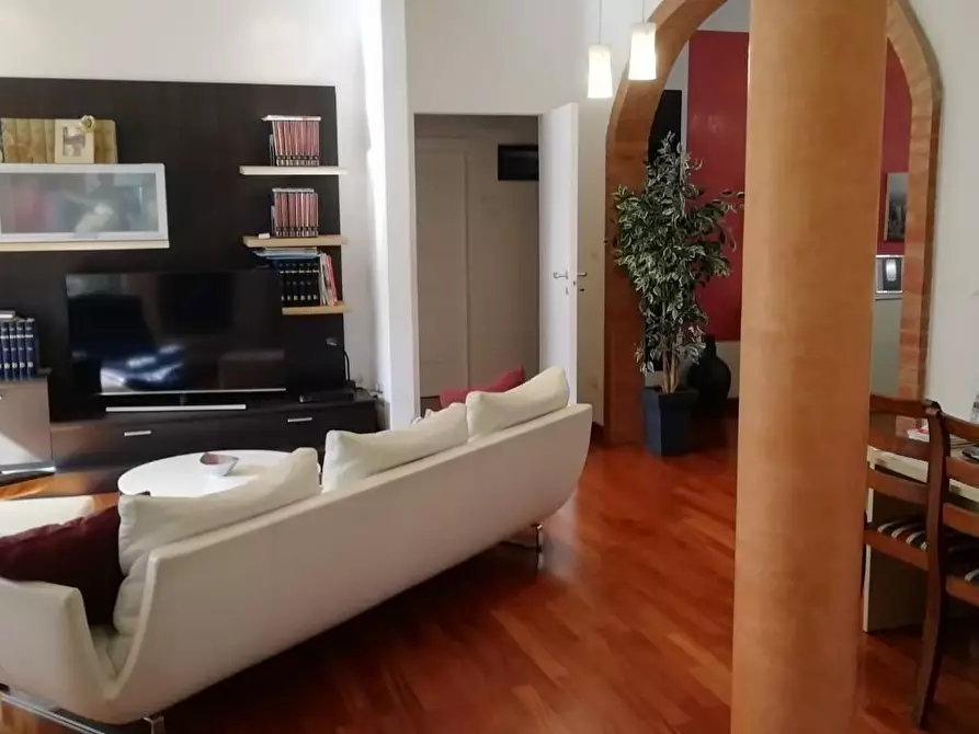 Immagine 19 di Villa in vendita  a San Vincenzo