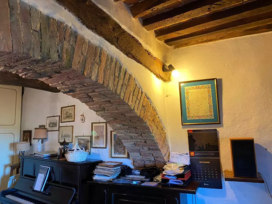 Immagine 6 di Appartamento in vendita  a Monteverdi Marittimo