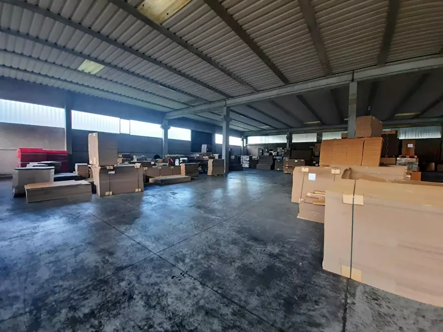 Immagine 7 di Attività artigianale in vendita  a Borgo A Mozzano