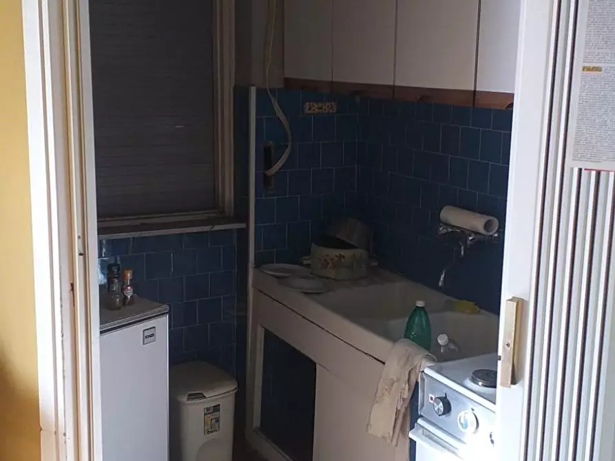 Immagine 4 di Appartamento in vendita  a Livorno