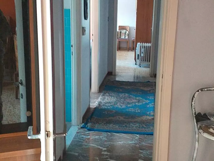 Immagine 6 di Appartamento in vendita  a Livorno