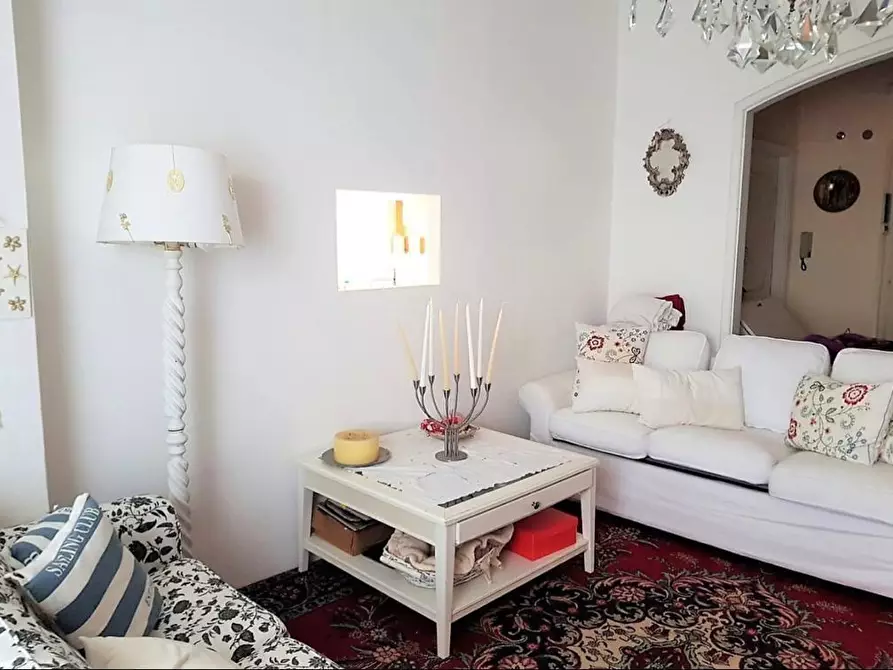 Immagine 5 di Casa semindipendente in vendita  a Castelnuovo Magra