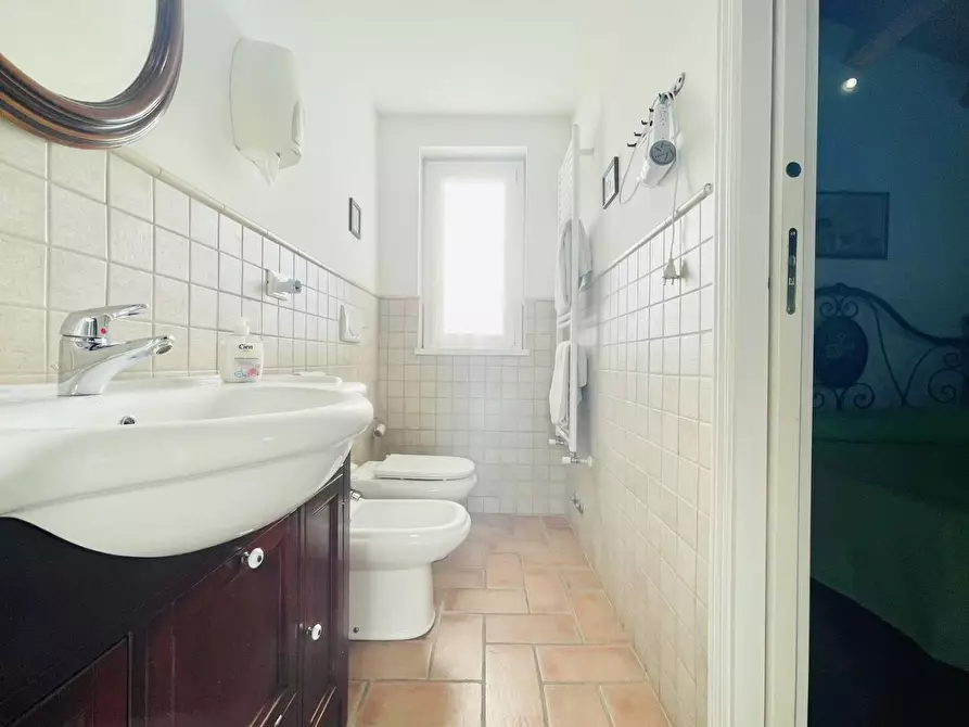 Immagine 59 di Villa in vendita  a Viareggio