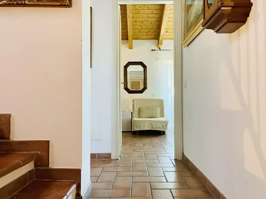 Immagine 45 di Villa in vendita  a Viareggio