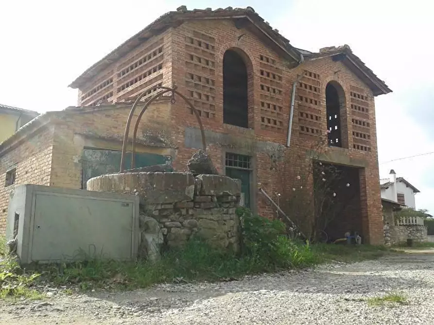 Immagine 6 di Deposito in vendita  a Castelfranco Di Sotto