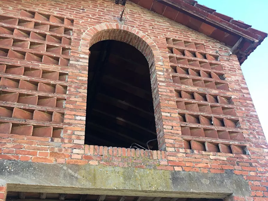 Immagine 4 di Deposito in vendita  a Castelfranco Di Sotto