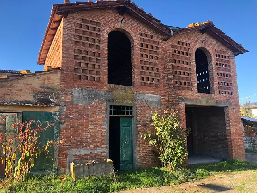 Immagine 2 di Deposito in vendita  a Castelfranco Di Sotto