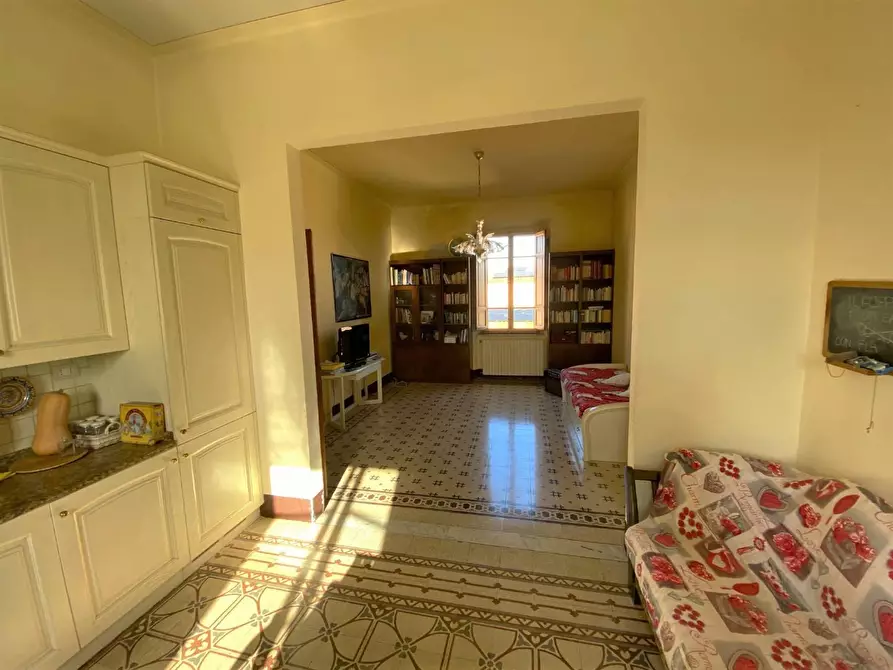 Immagine 7 di Appartamento in vendita  a Lucca