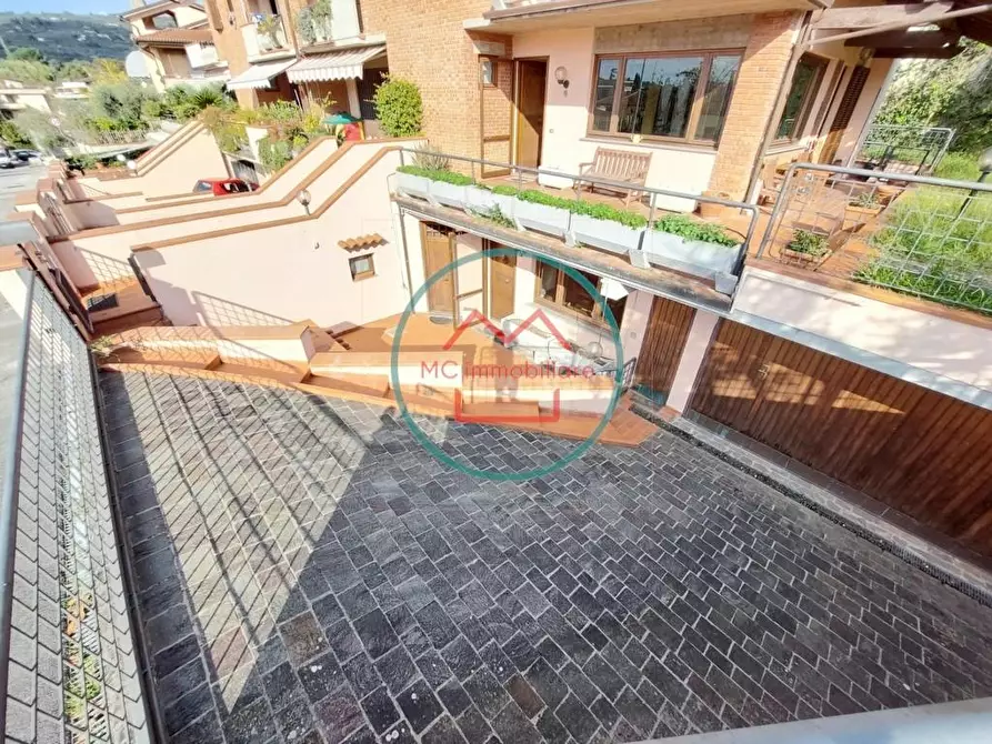 Immagine 25 di Villetta a schiera in vendita  a Montecatini Terme