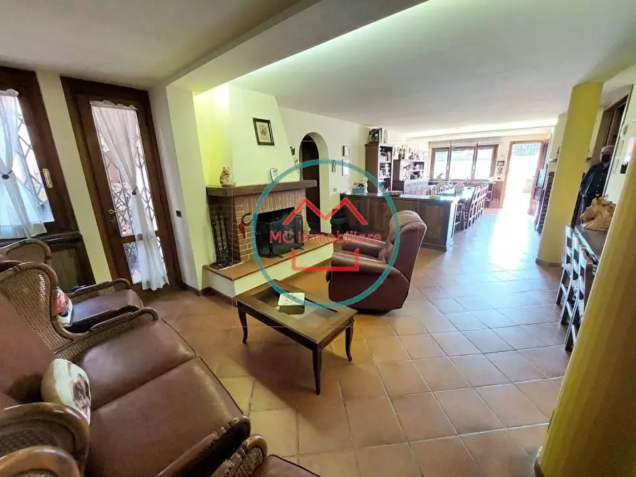 Immagine 28 di Villetta a schiera in vendita  a Montecatini Terme