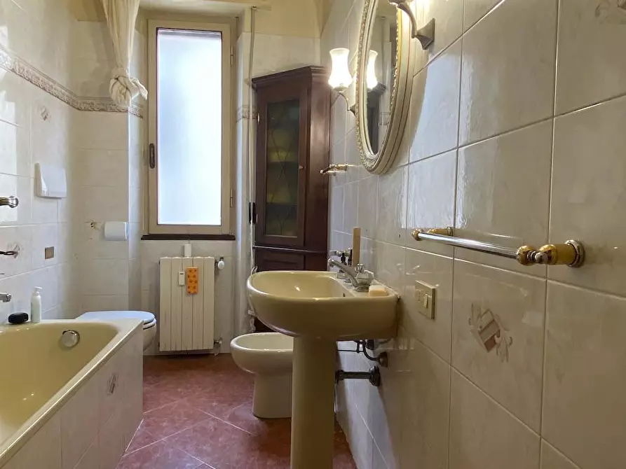 Immagine 12 di Appartamento in vendita  a Pisa