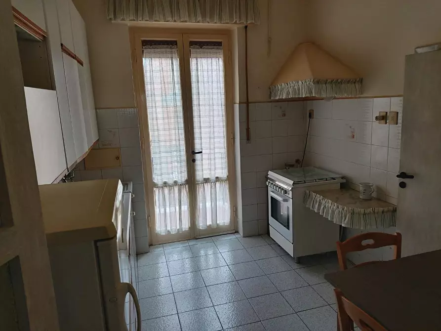 Immagine 2 di Appartamento in vendita  a Livorno