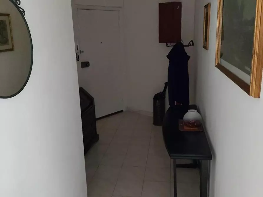 Immagine 9 di Appartamento in vendita  a Livorno
