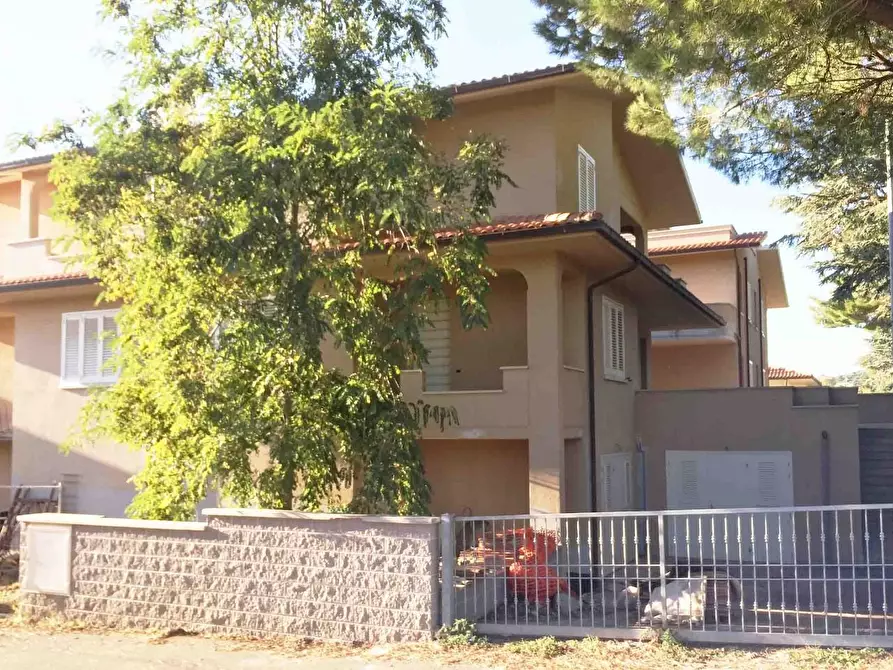 Immagine 2 di Villetta a schiera in vendita  a Rosignano Marittimo