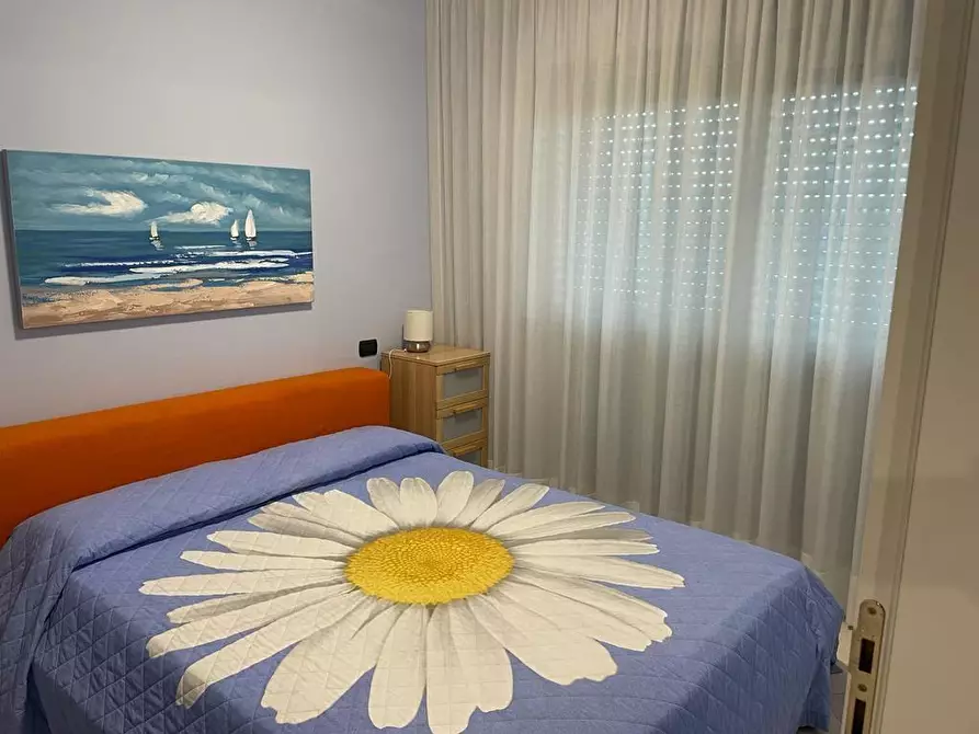 Immagine 19 di Appartamento in vendita  a Montignoso