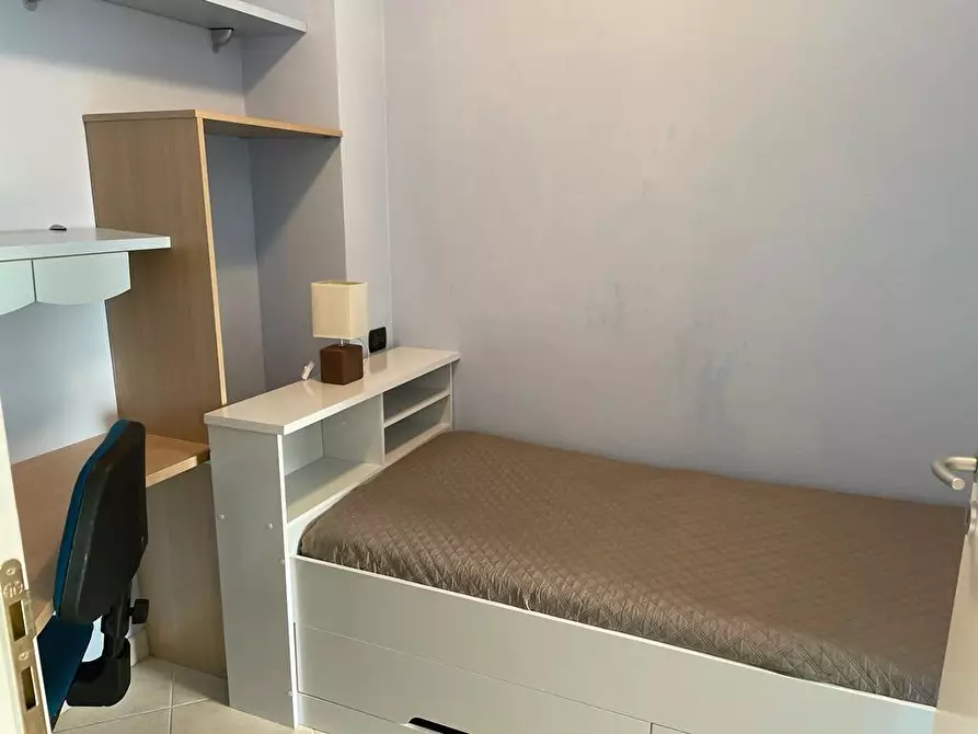 Immagine 20 di Appartamento in vendita  a Montignoso