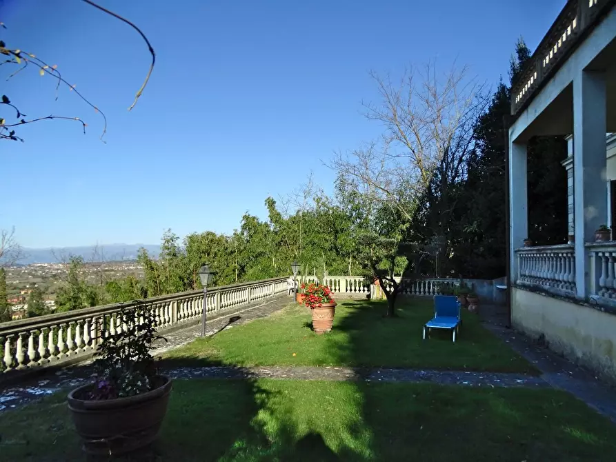 Immagine 55 di Villa in vendita  a San Miniato